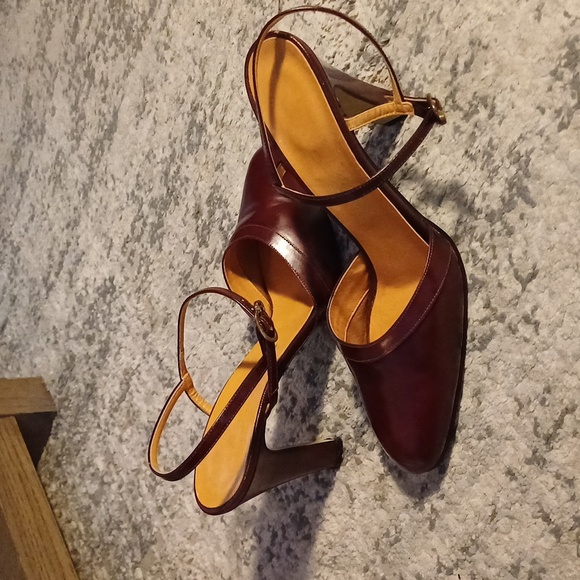 Etienne Aigner vintage leather slingback heels 10 N - Picture 3 of 17